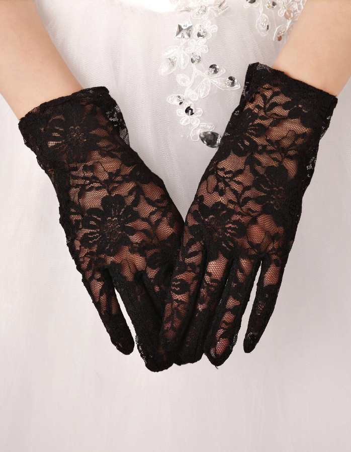 Короткие ажурные перчатки (черные)