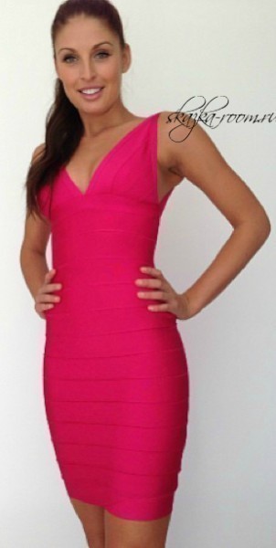 Платье Herve Leger с V-образным вырезом (розовое)