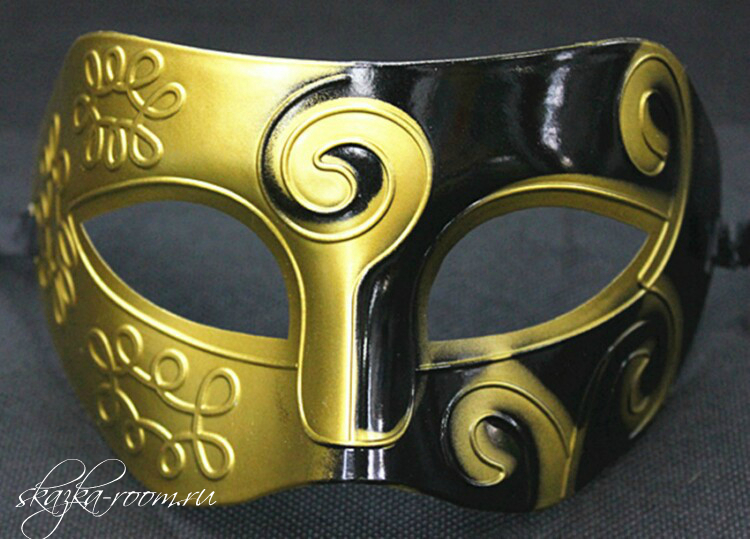 Маскарадная маска на пол лица (черно-золотая)