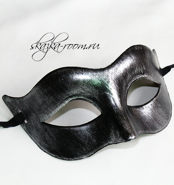 Венецианская классическая маска (серебряная)