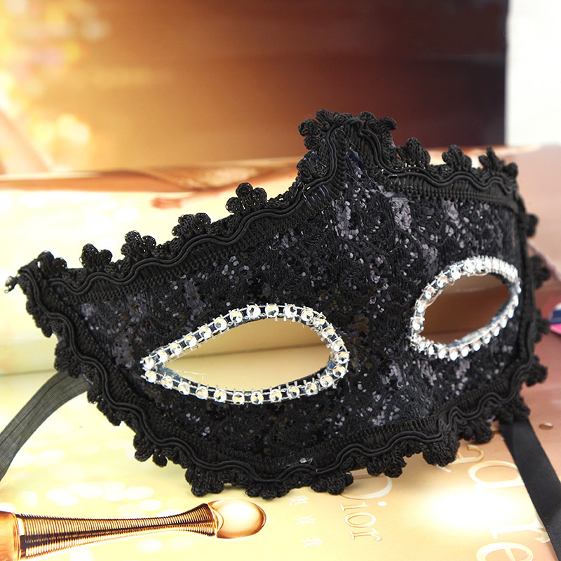 Венецианская маска Виттория (черная)