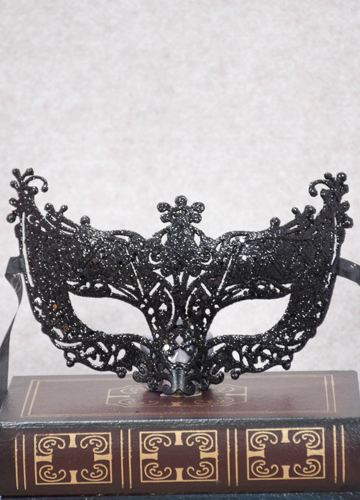 Венецианская маска Матильда (черная)