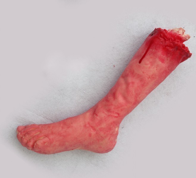 Резиновая нога (40 см) на Хэллоуин