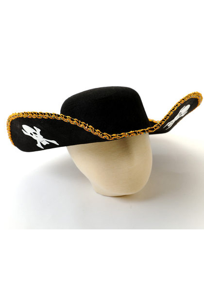 Пиратская шляпа с золотой окантовкой