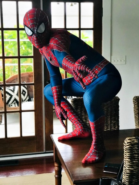 костюм человека-паука