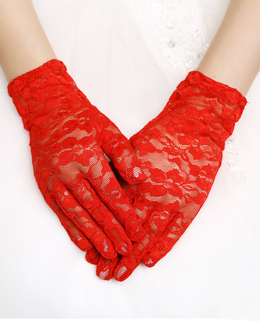 Короткие ажурные перчатки (красные)